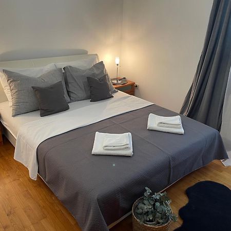 Sanmari Hotel Novi Vinodolski Buitenkant foto