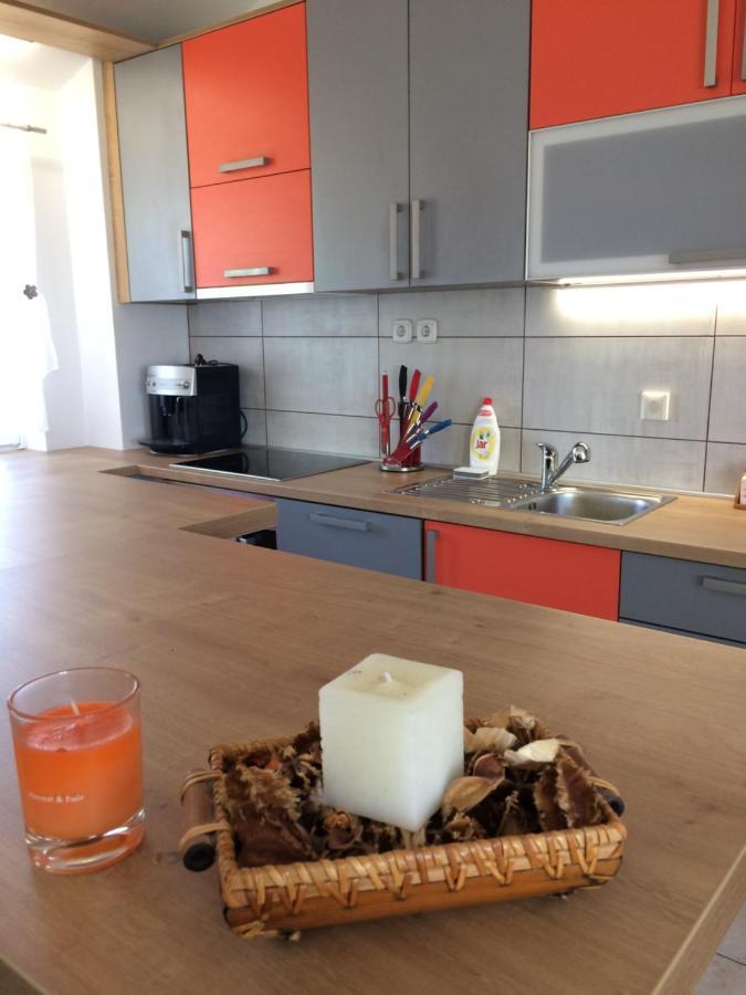Sanmari Hotel Novi Vinodolski Buitenkant foto