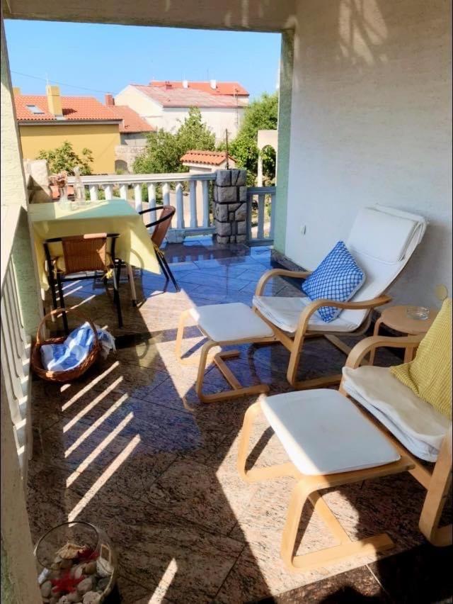 Sanmari Hotel Novi Vinodolski Buitenkant foto