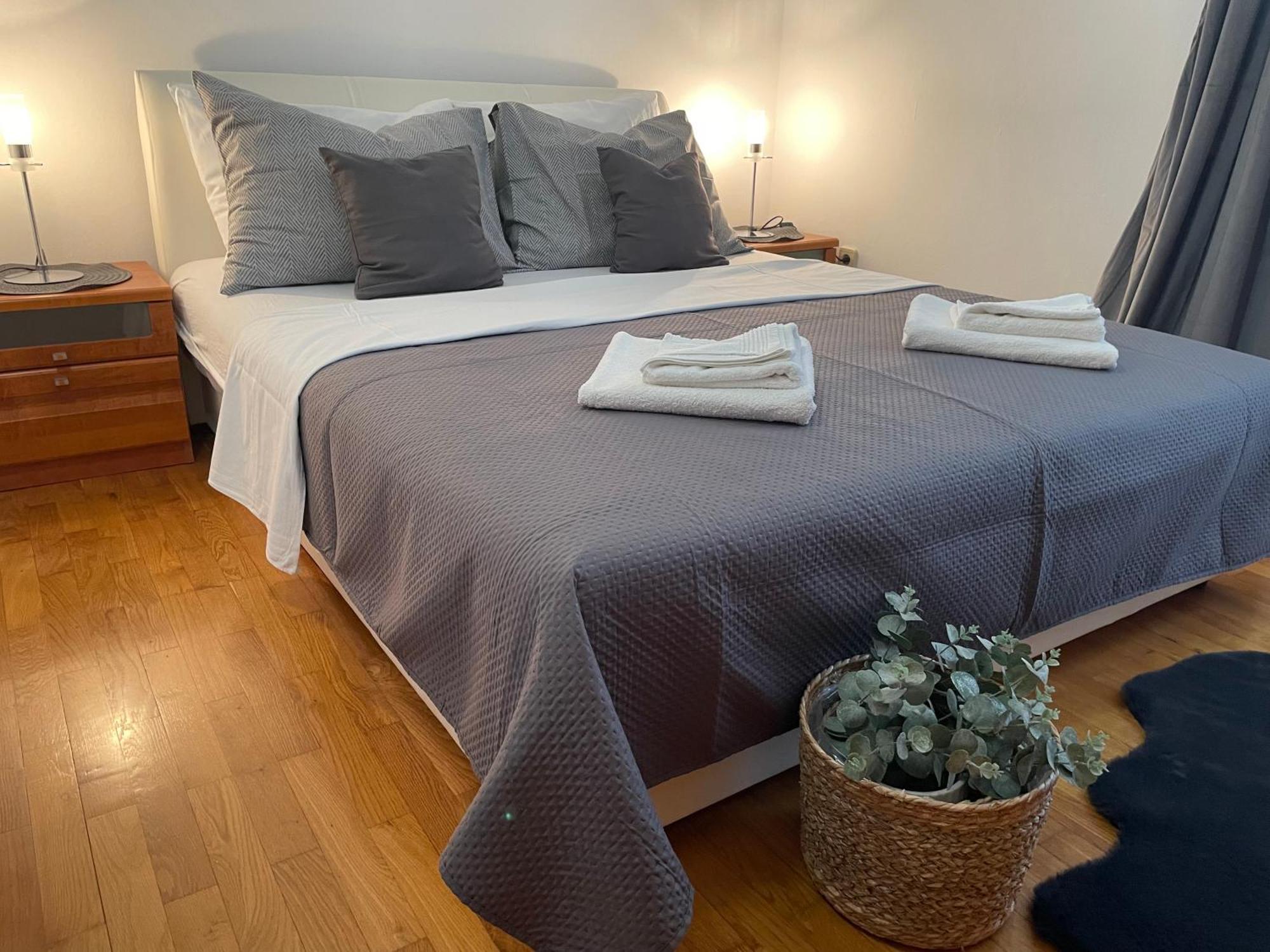 Sanmari Hotel Novi Vinodolski Buitenkant foto