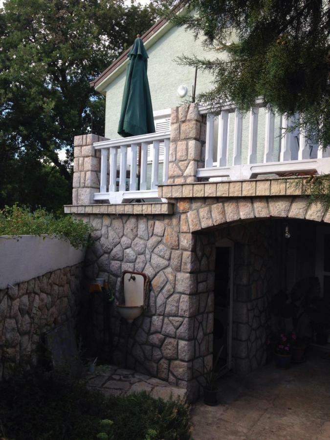 Sanmari Hotel Novi Vinodolski Buitenkant foto