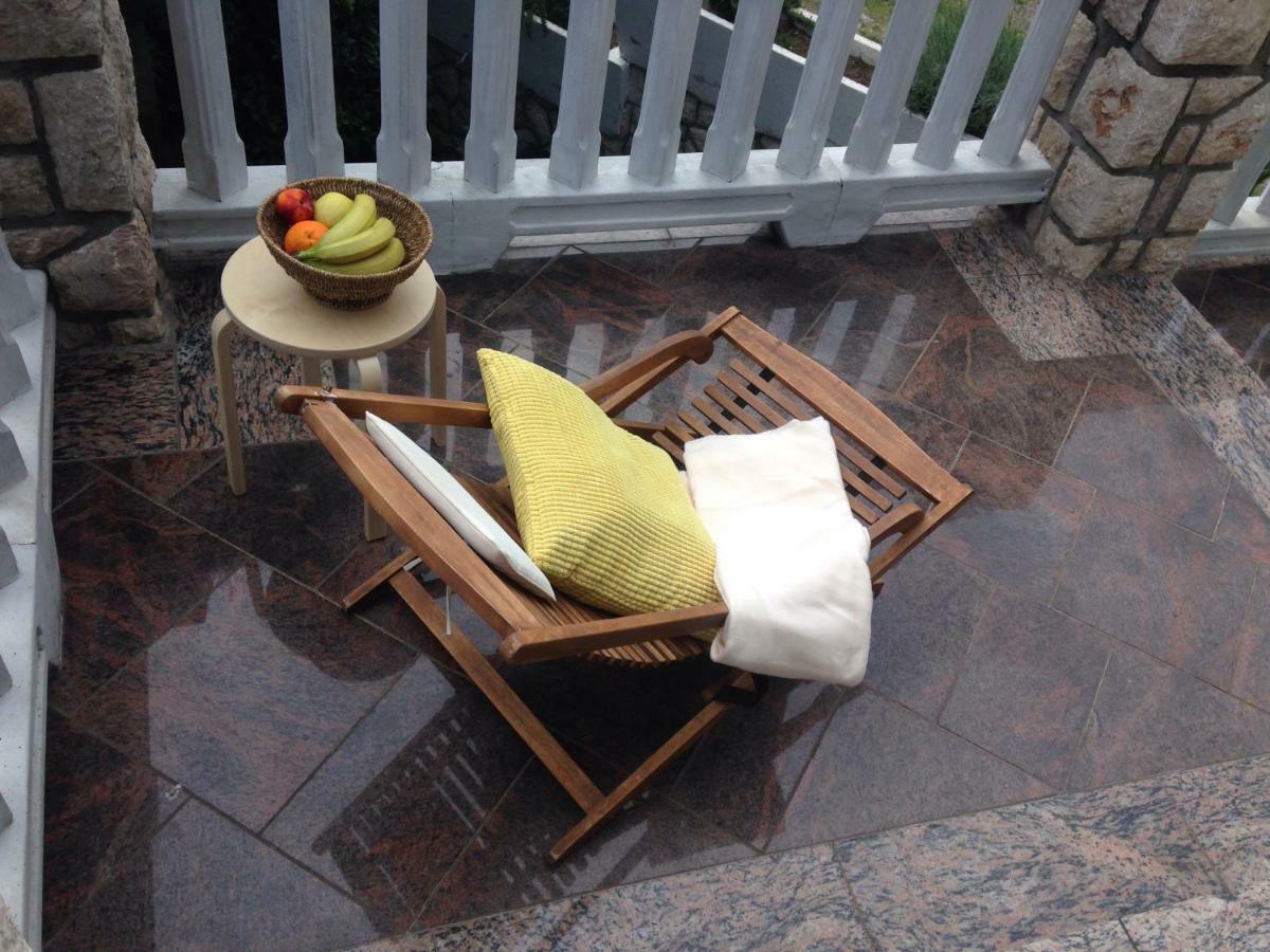 Sanmari Hotel Novi Vinodolski Buitenkant foto