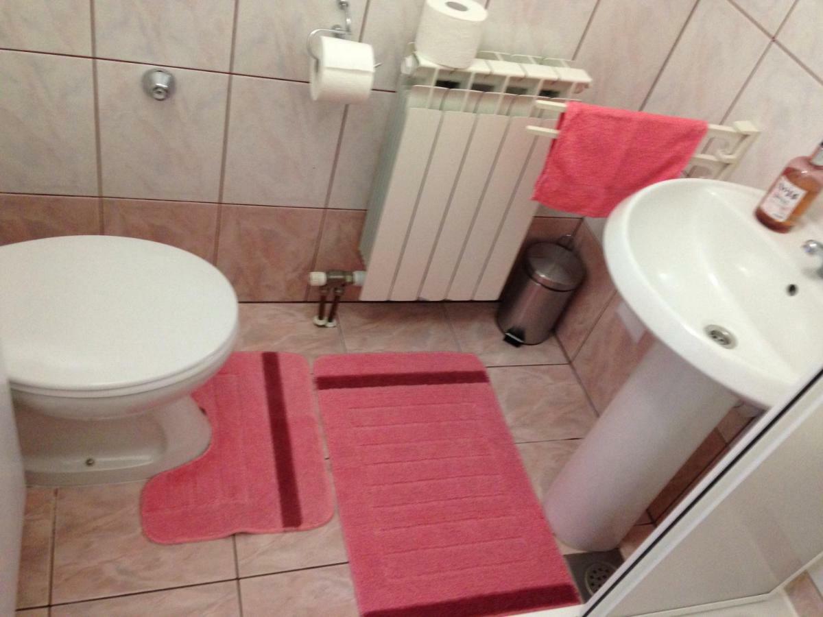 Sanmari Hotel Novi Vinodolski Buitenkant foto